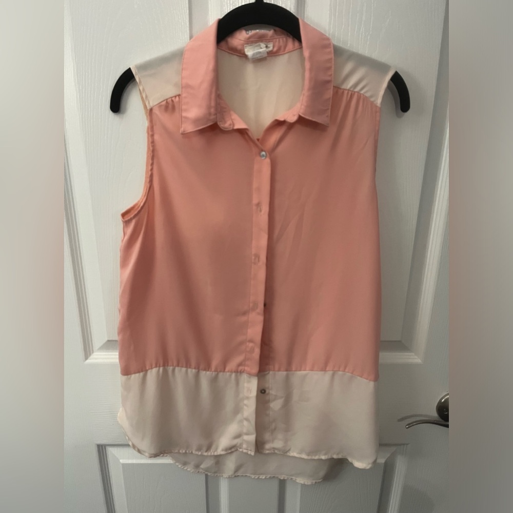 One Clothing size small button down top